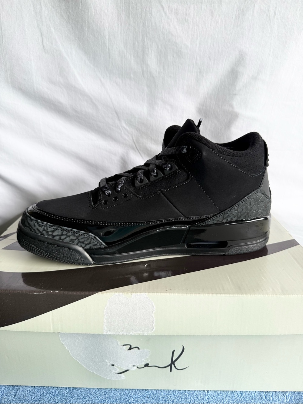 AUTHENTIC Jordan 3 Retro Black Cat size 10.5 CT8532-001 2025 VNDS - Picture 4 of 8
